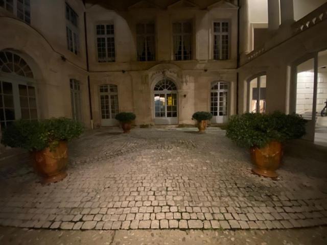 Loft Design Dans Hotel Particulier Montpellier Exterior photo