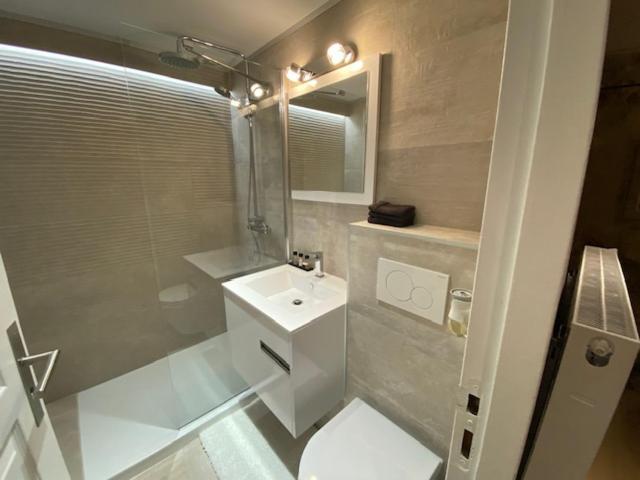 Loft Design Dans Hotel Particulier Montpellier Exterior photo